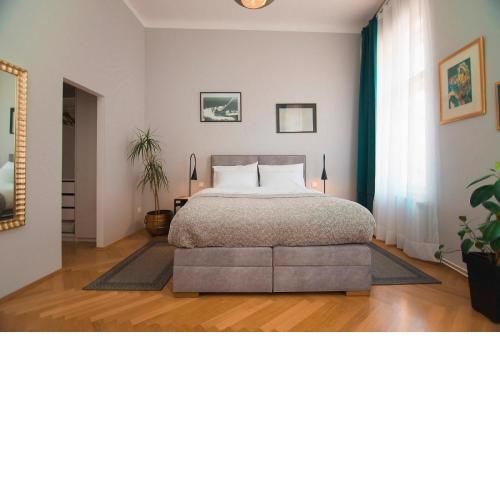 Stross Apartments