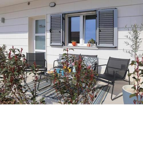 Studio Apartman Karlita