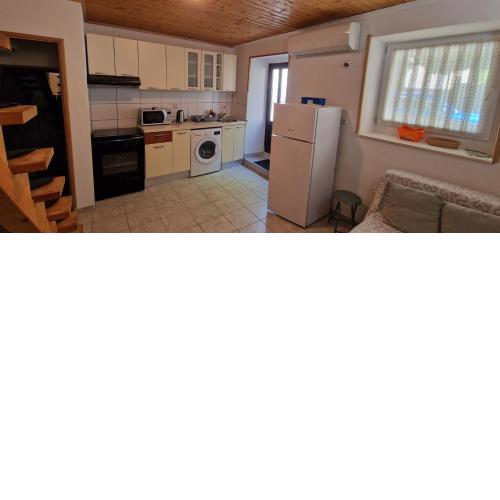 Studio Apartman Kaštel Kambelovac