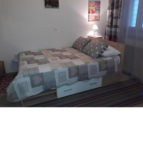 Studio apartman & Rooms No1