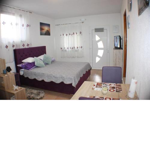 Studio apartman Tristan