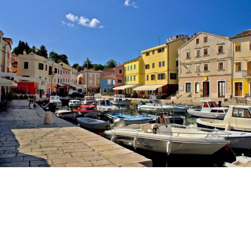 Studio Apartment in Susak with Air Conditioning, Wi-Fi (3865-2)