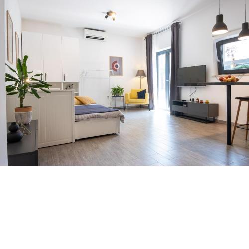 Studio Apartment Les - 4 min walk from amphiteatre