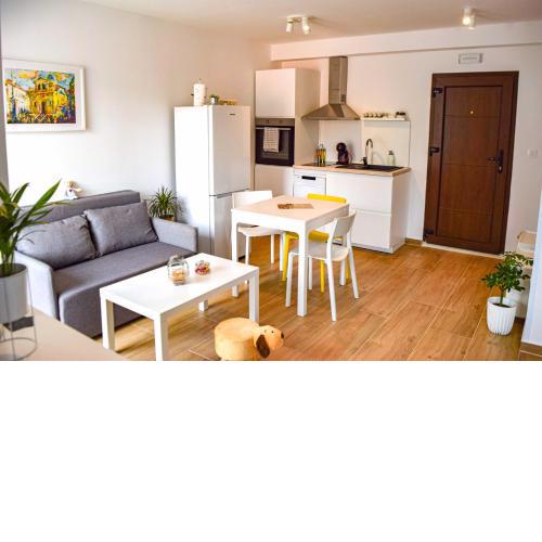 Studio Apartments Anija