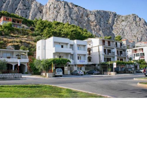 Studio Omis 4654a