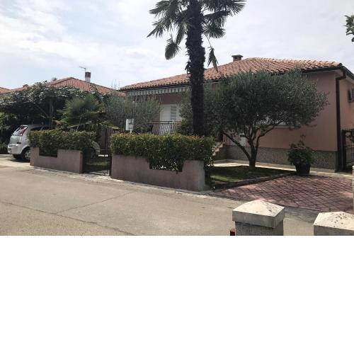Studio Umag 7126a