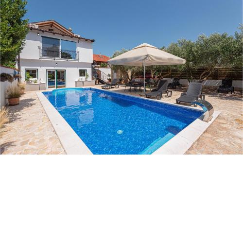 Stunning Apartment In Dubrava Kod Sibenika