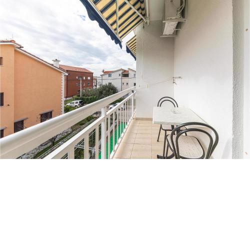 Stunning Apartment In Kastel Stafilic With Wifi
