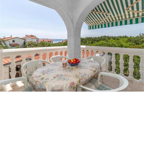 Stunning Apartment In Klenovica With Wifi
