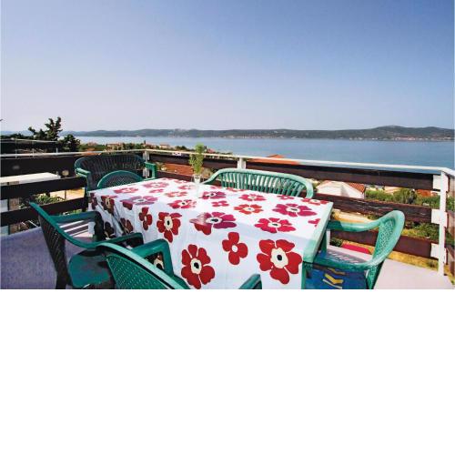 Stunning Apartment In Sv, Petar With Wifi