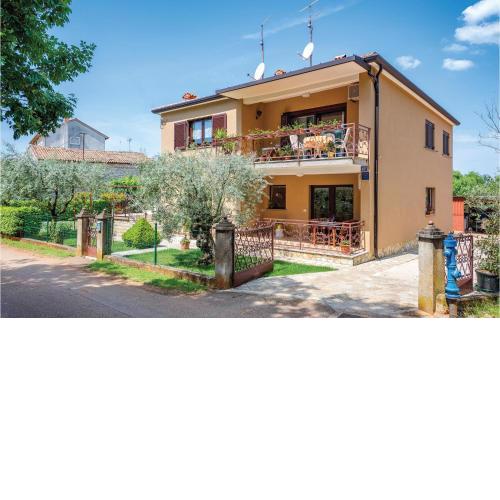 Stunning Apartment In Umag With Wifi