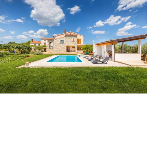 Stunning Home In Galizana With Wifi