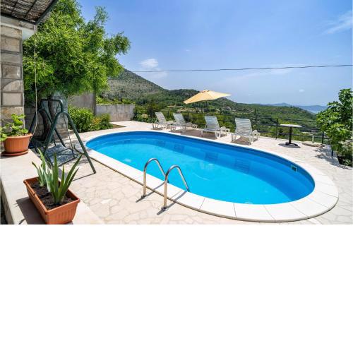 Stunning Home In Slano With Wifi