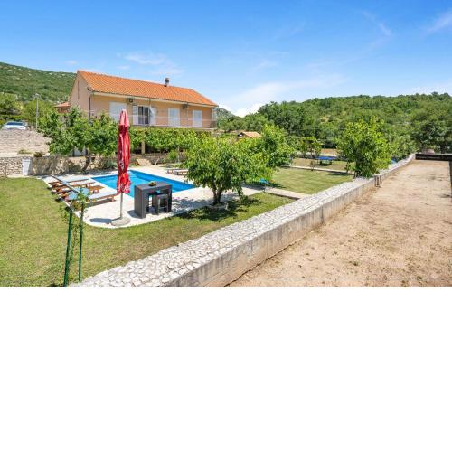 Stunning Home In Slivno With Kitchen