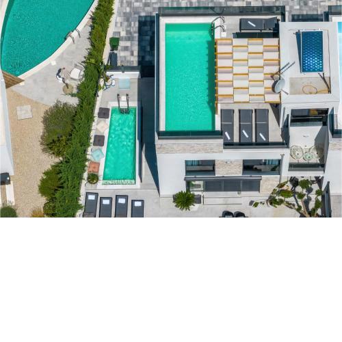 Stunning Home In Srima With Outdoor Swimming Pool