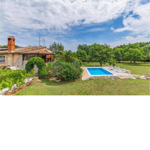 Stunning Home In Valtura With Wifi