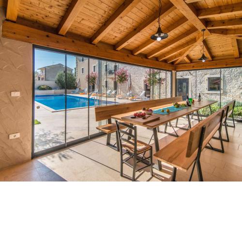 Stunning Villa in Kringa with Swimming Pool