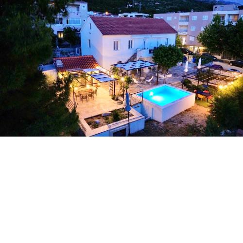 Summer Apartment
