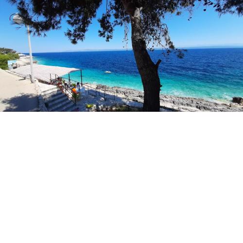 Summer House Bougainvillea by Dubrovnik Colors
