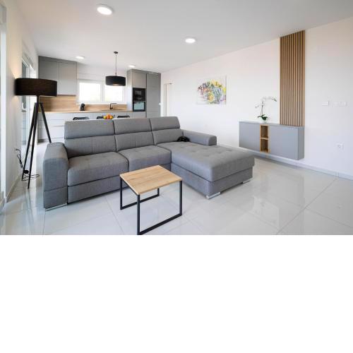 Sunset Royal Apartment II