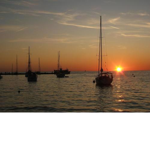 TAMARIS, 600 m from the beach