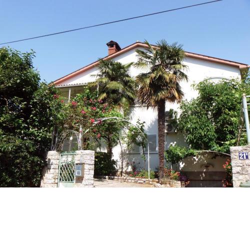 The apartment with air conditioned (for 1-5 people), in the quiet part of Porec