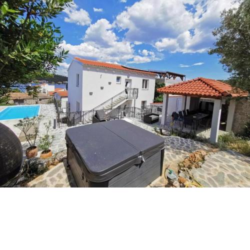 Tisno Resort