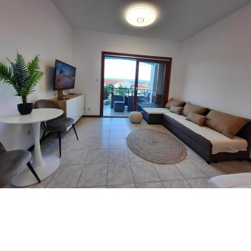 TIZA Apartments