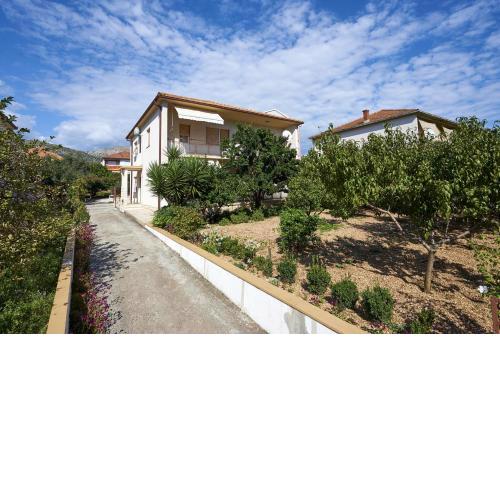 Triple Room Trogir 13102b