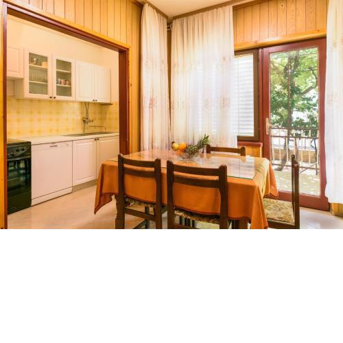 Trogir apartment Blaga