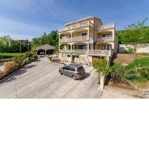 Two-Bedroom Apartment Crikvenica near Sea 12