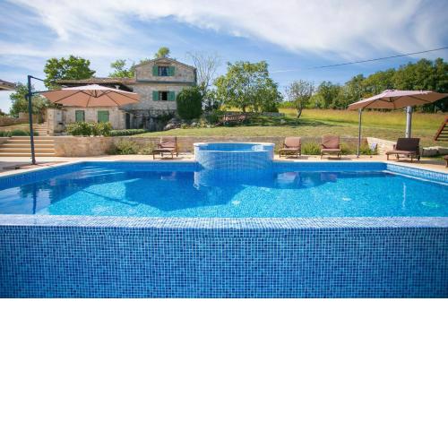 Unique Villa Bošket with Pool and Jacuzzi surrounded by Nature