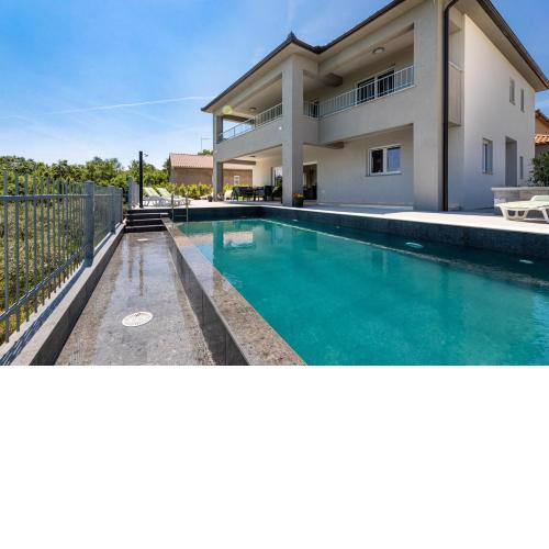Vila Ema with sea view