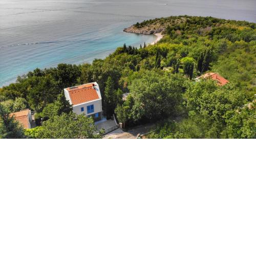 Vila Nada