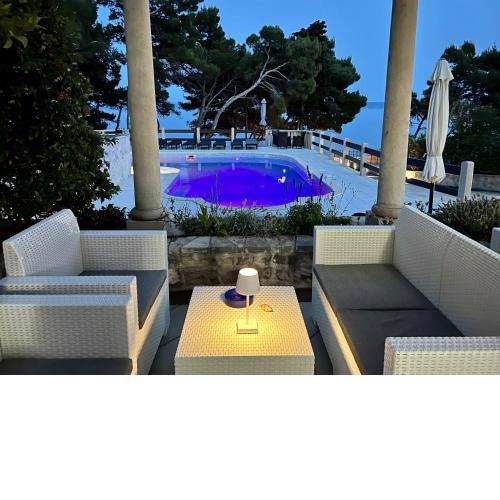 Vila Vera Seafront Apartments