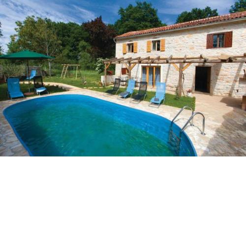 Villa 704