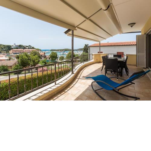 Villa Alba Vrsar with Jacuzzi and Sea View