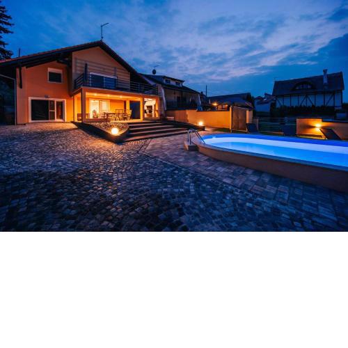 Villa Aljmaš