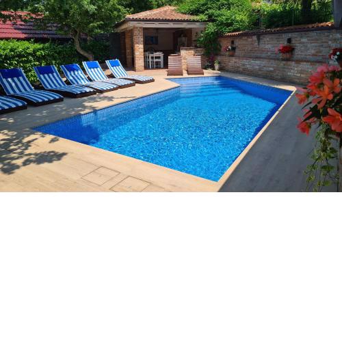 Villa Amalia Apartments