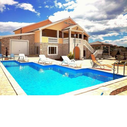 Villa Angelina
