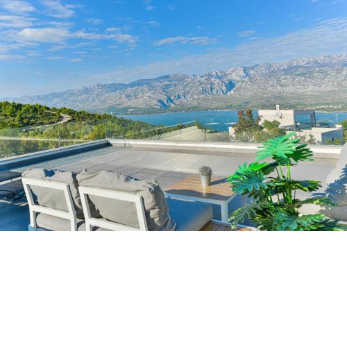 Villa Anna with pool, Zadar County