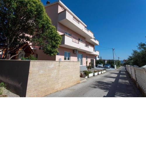 Villa Apartments Brečić 1