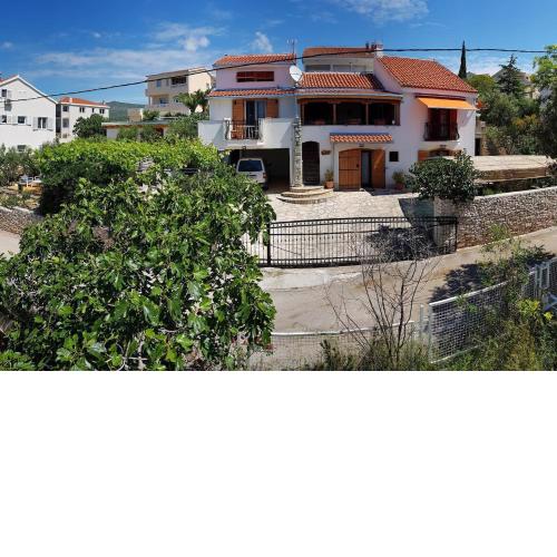 Villa Apartments Oliva