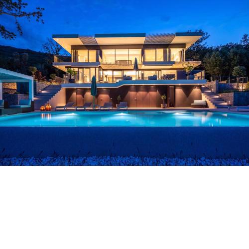 Villa Aura Caesar - 5 Bedroom villa - Ultra modern and luxurious - Stunning sea and town views