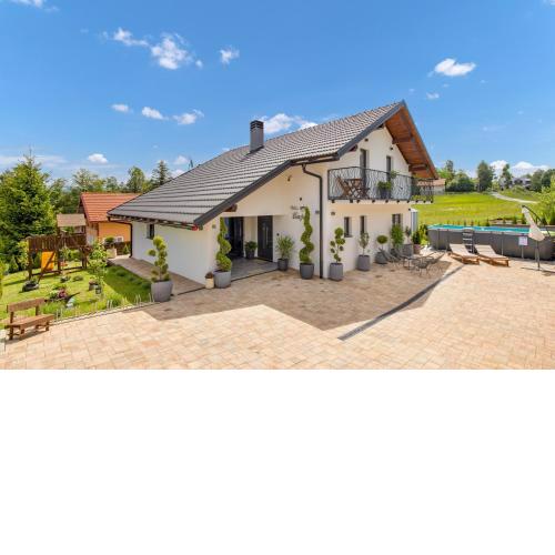 Villa Bajer, Fužine