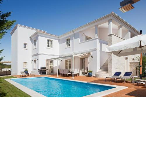 Villa Bianca by HMZ Villas