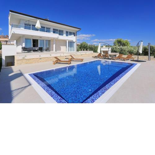 Villa Capan with private pool and sea view