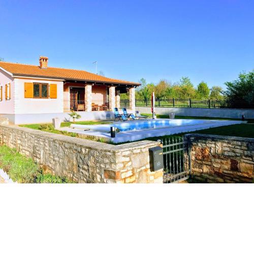 Villa Daisy