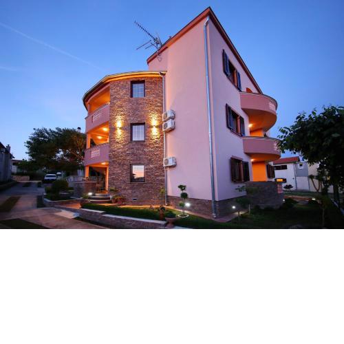 Villa Dalmatino