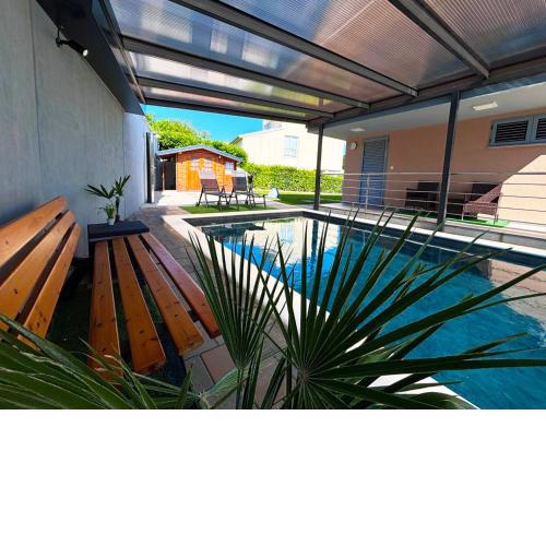 Villa Dambo mit Pool , 4 Sterne